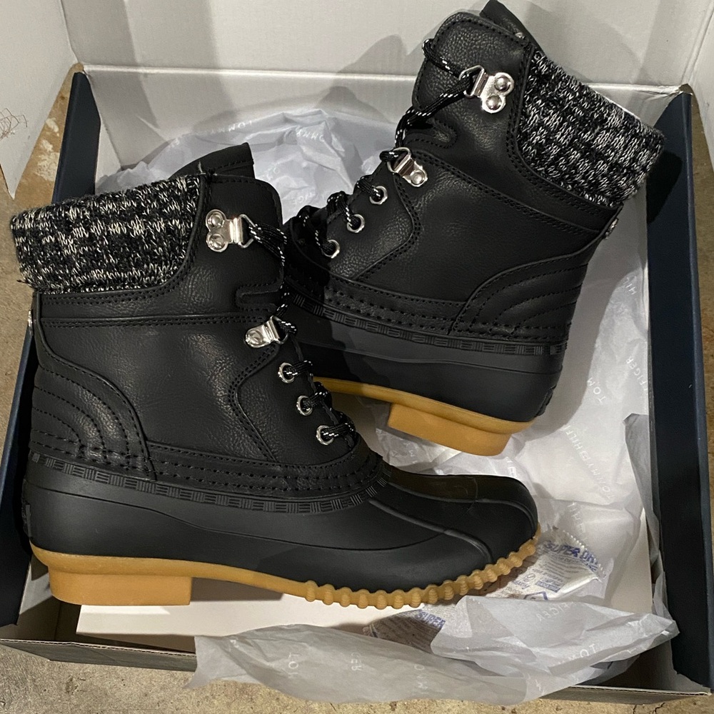 Tommy Hilfiger Black and Tan Winter Boots